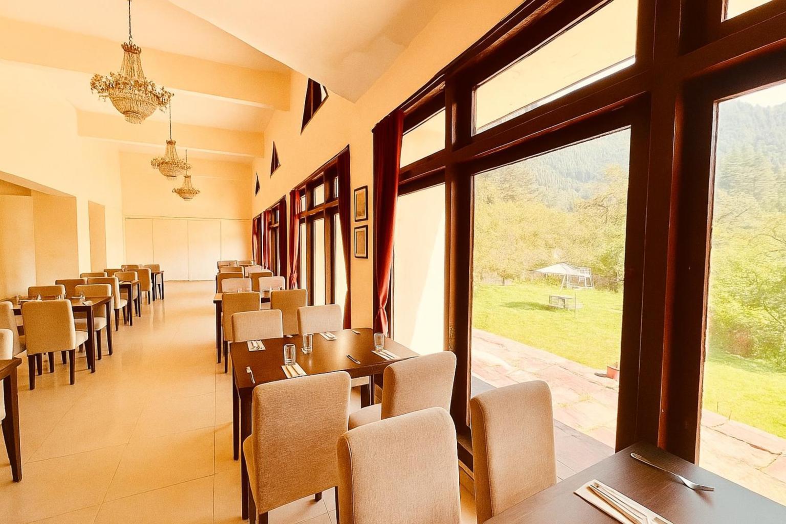Sagar Resort Manali - #Near Mall Road # Big Parking # Mountain View — Photos 3